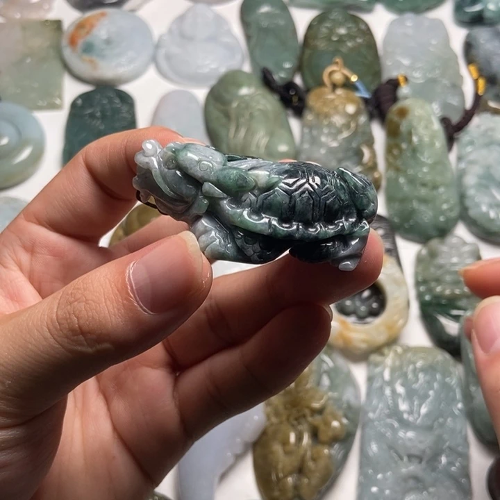翡翠未镶嵌颈饰龙龟57