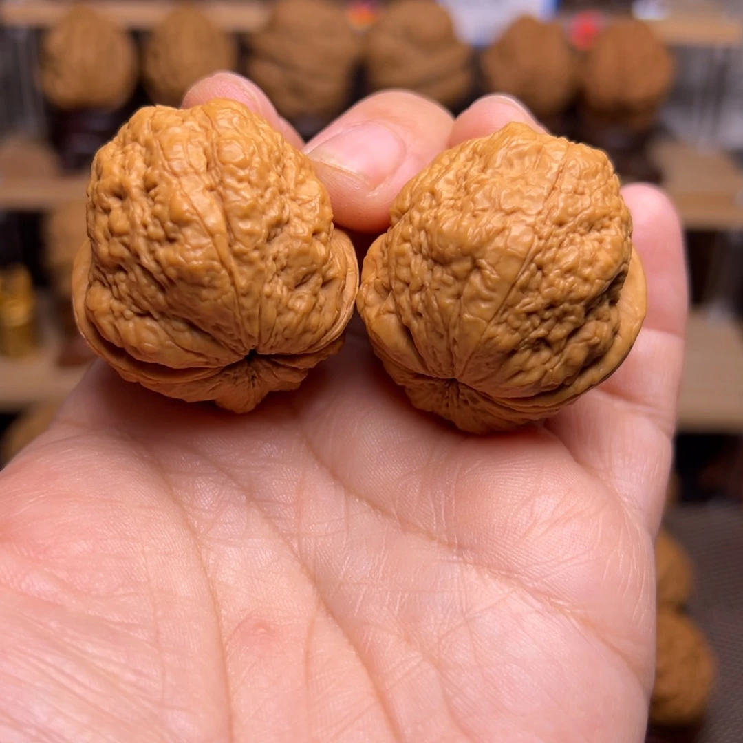 文玩核桃把件19w天顶蟾39尺