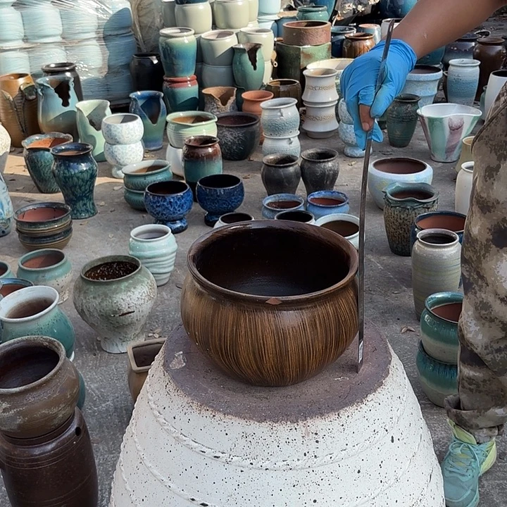 高度17厘米口26厘米瑕疵