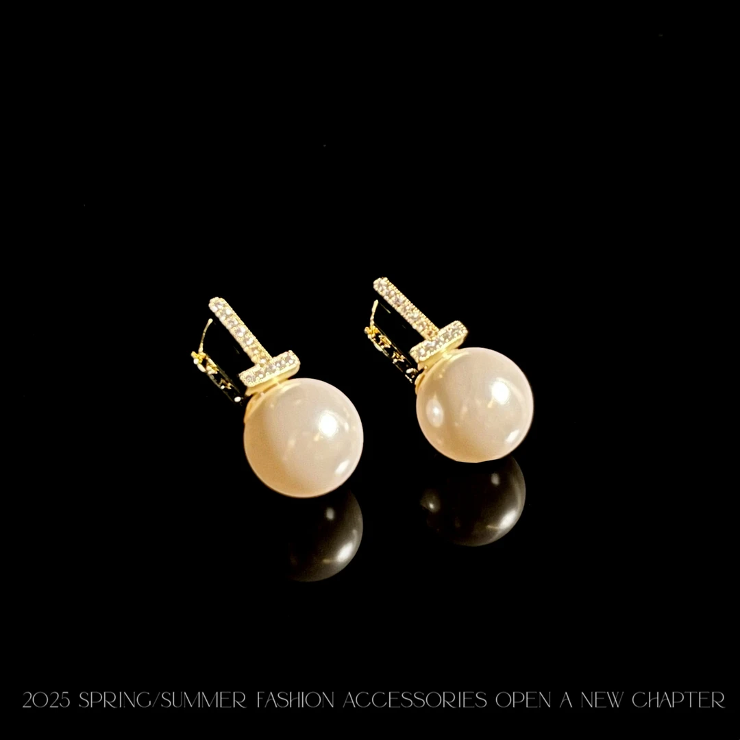 铜合金耳饰 镀k金 2025款C6660【里约T扣】AUYING MUMU 耳环