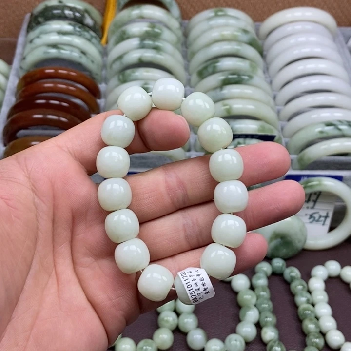 蛇纹石玉未镶嵌手链