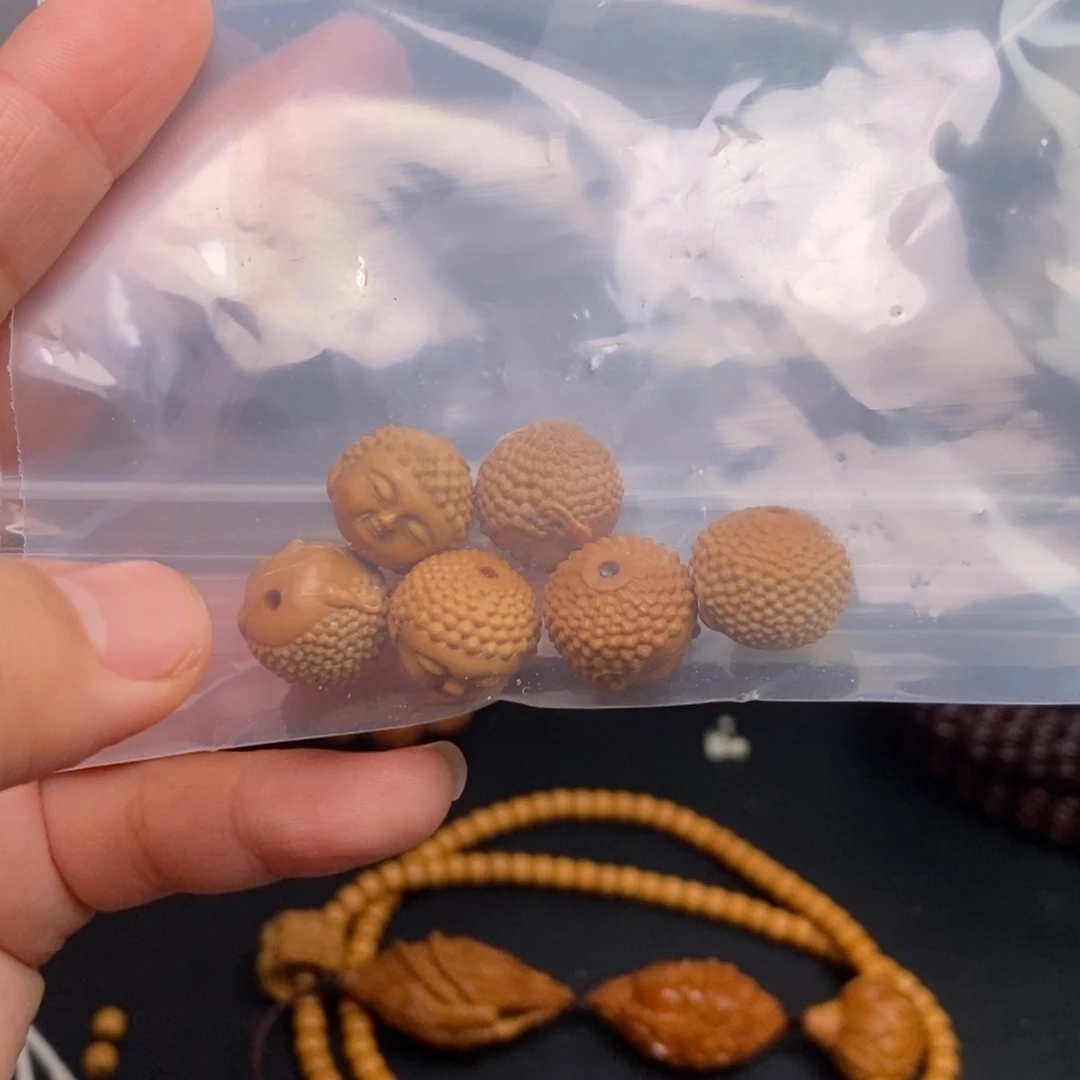 ****遙猴头核桃吊坠橄榄猴头