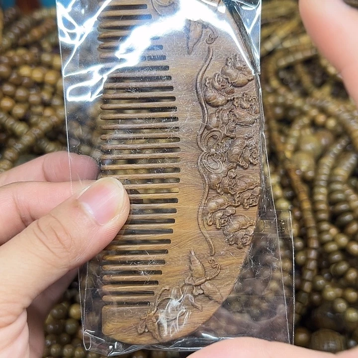 维腊木（绿檀）无事牌