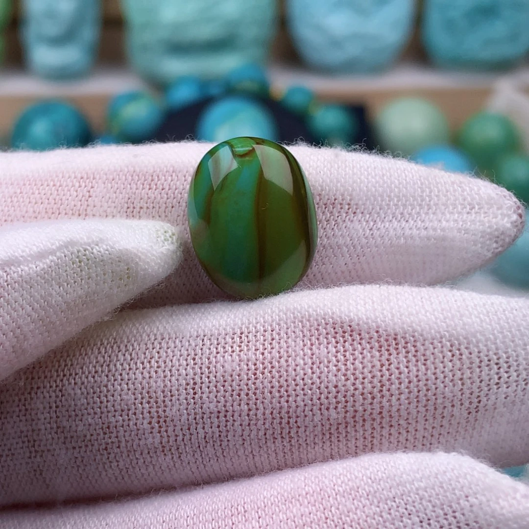 未镶嵌绿松石珠宝奇石