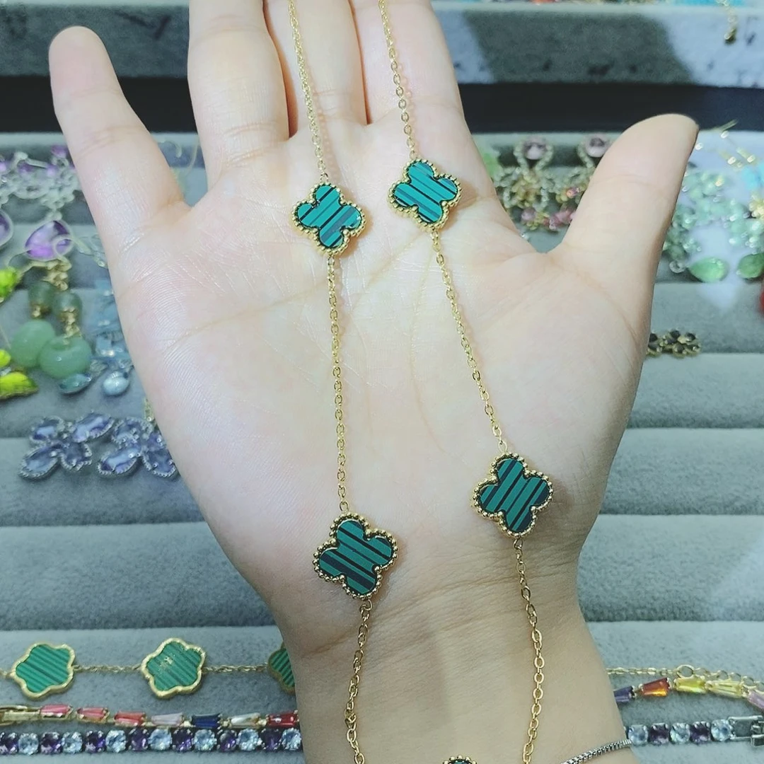 【闪购商品】银S925镶嵌耳饰托帕石