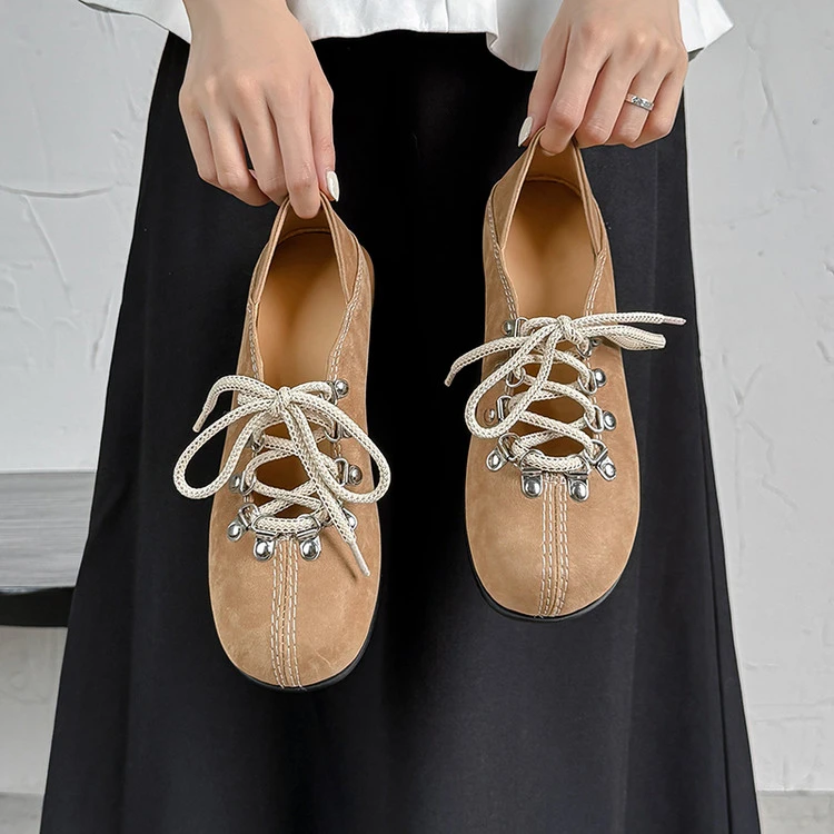 女士时尚2025年撞色洋派圆头粗跟低跟交叉系带玛丽珍亮眼浅口