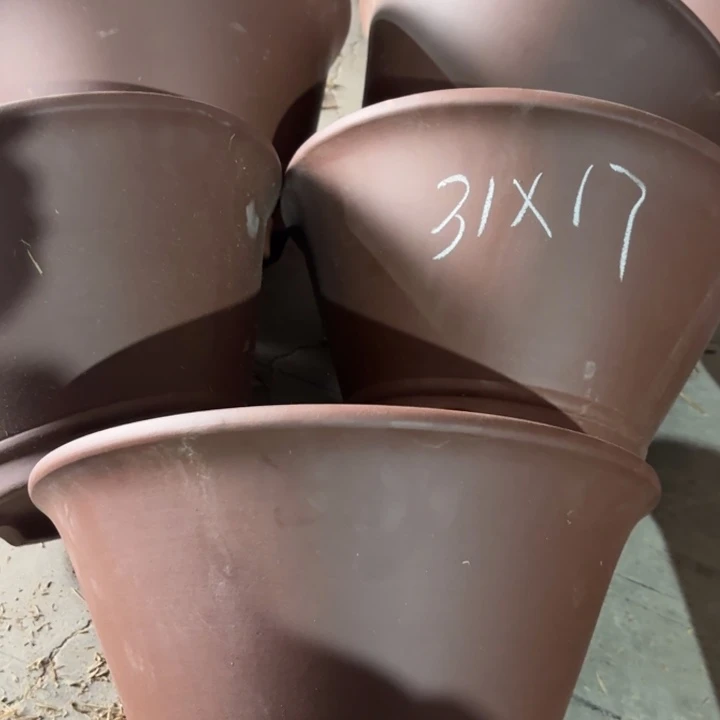 花盆紫砂110-5。  31-17。