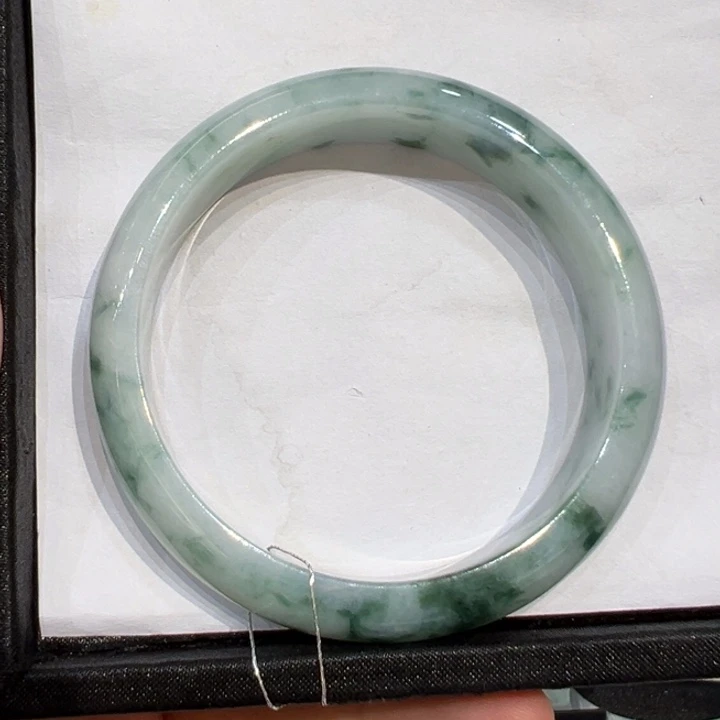 翡翠未镶嵌手镯700326
