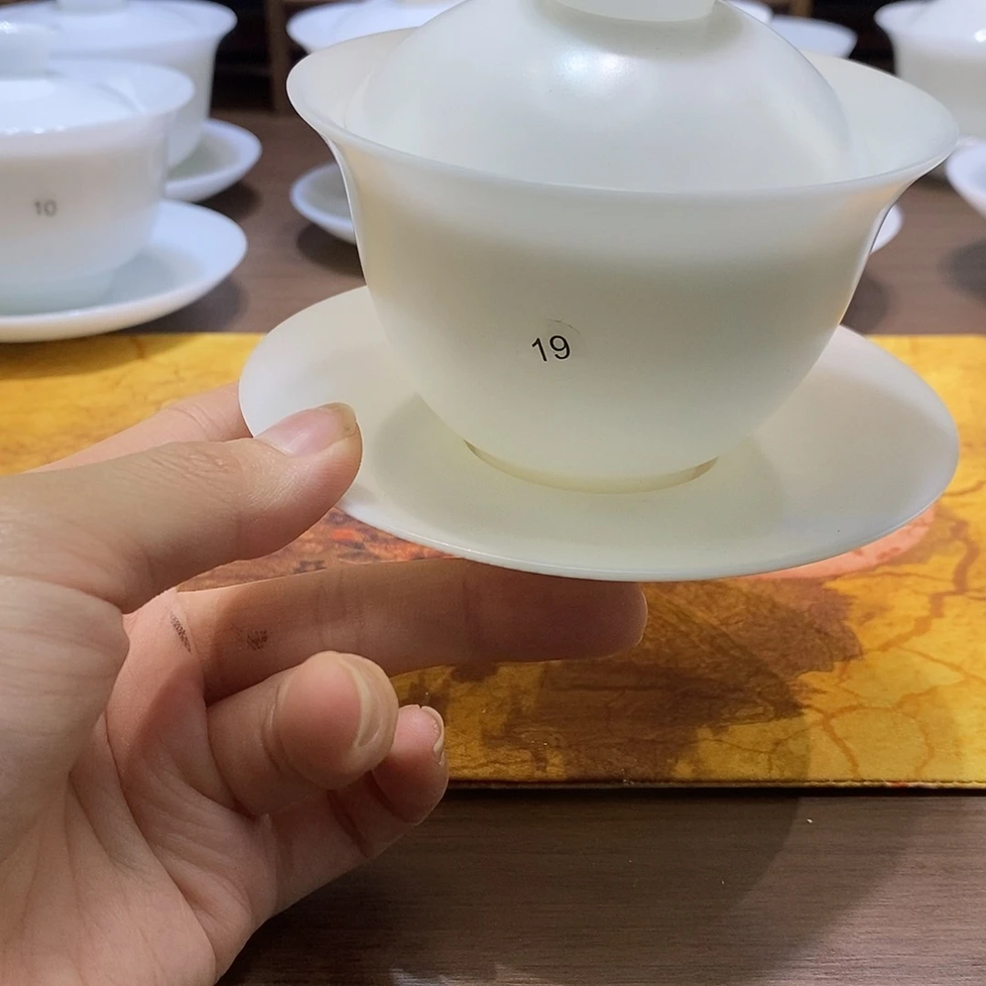 有个事给她问你了我不