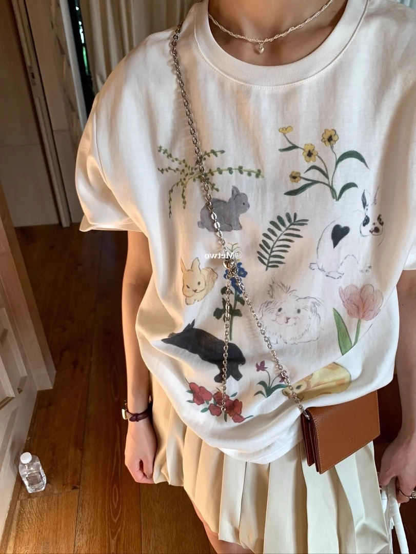 白色时尚洋气休闲服设计卡通兔子印花宽松短袖T恤女夏季圆领小众