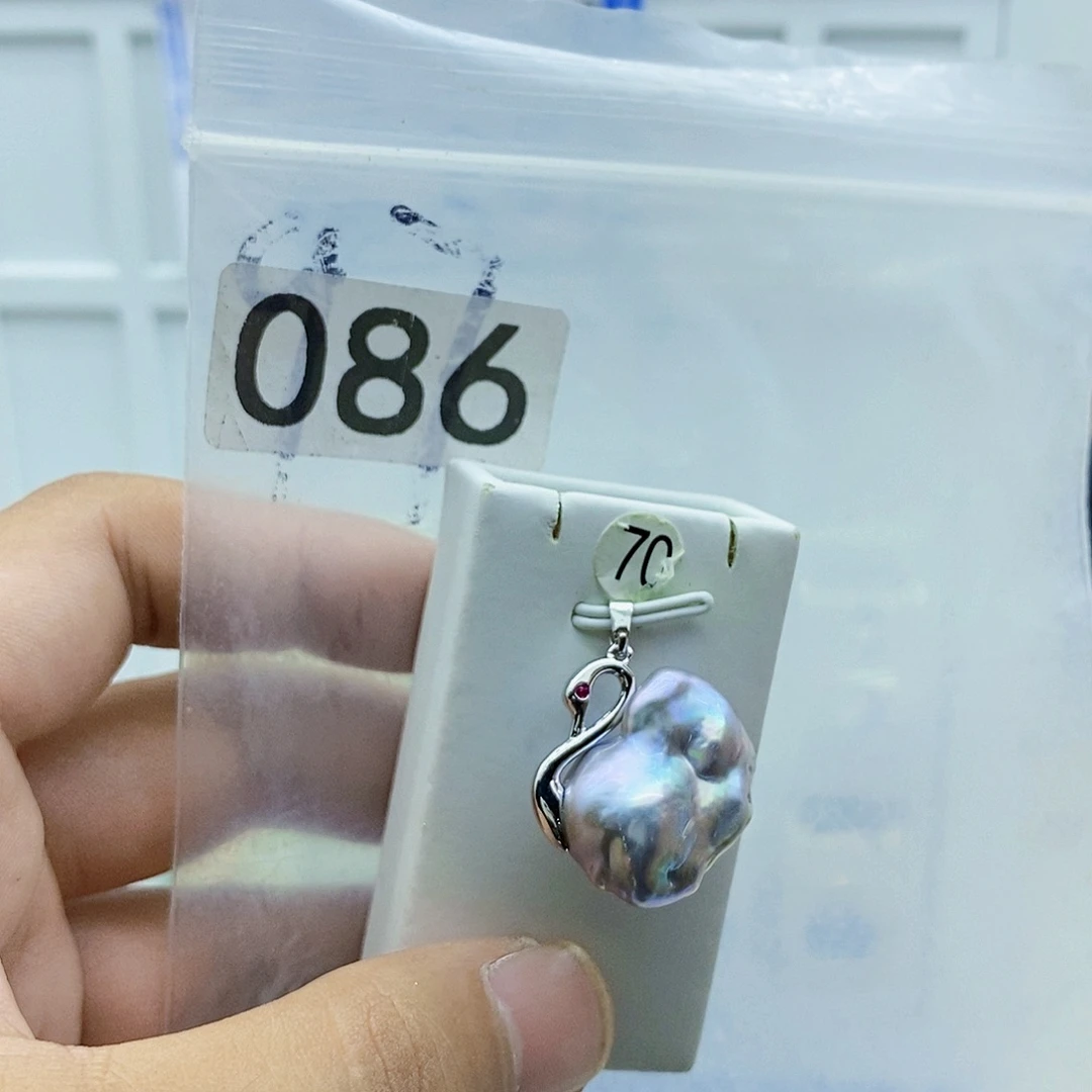 淡水珍珠颈饰合金