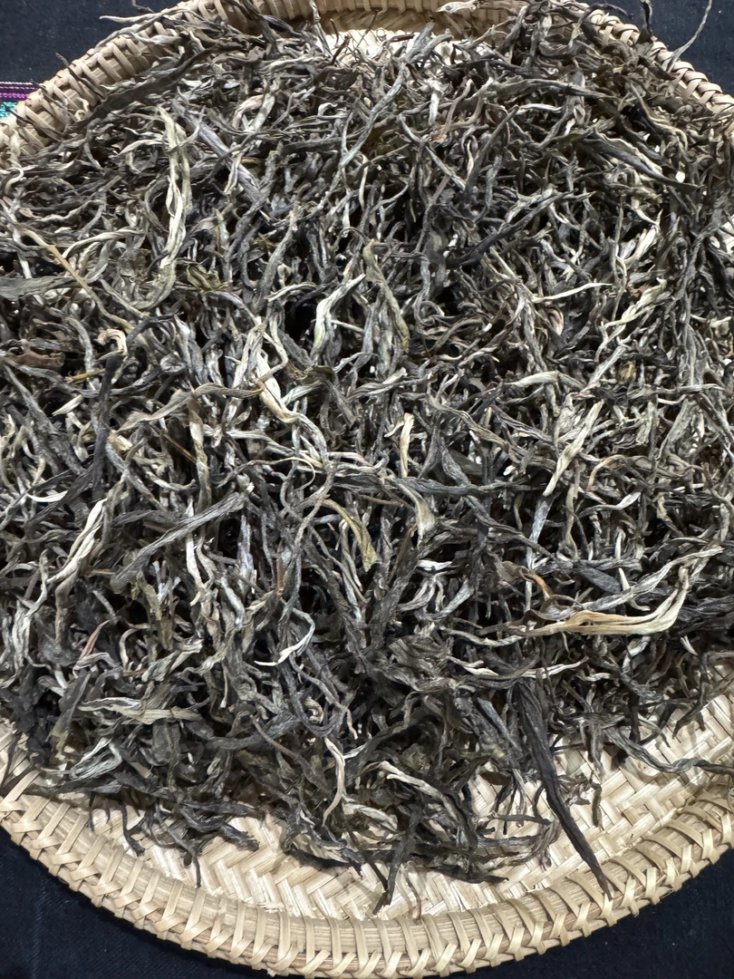 老班章十号-2025年-古树秋茶生茶散茶