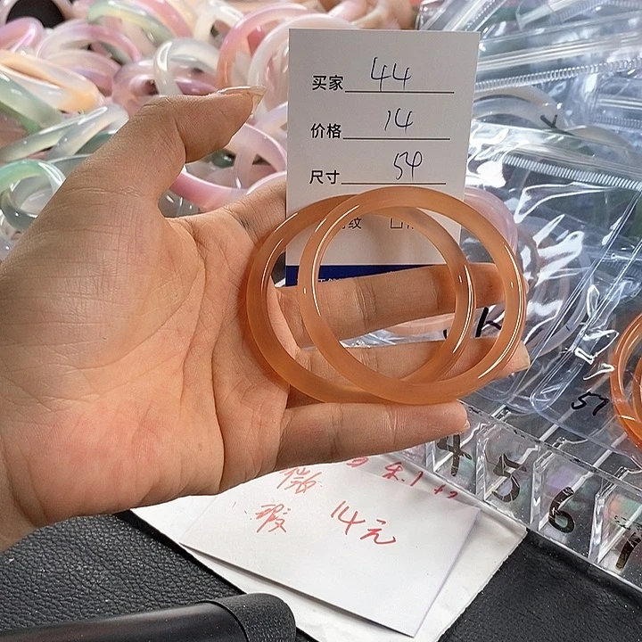 玛瑙/玉髓未镶嵌手镯44