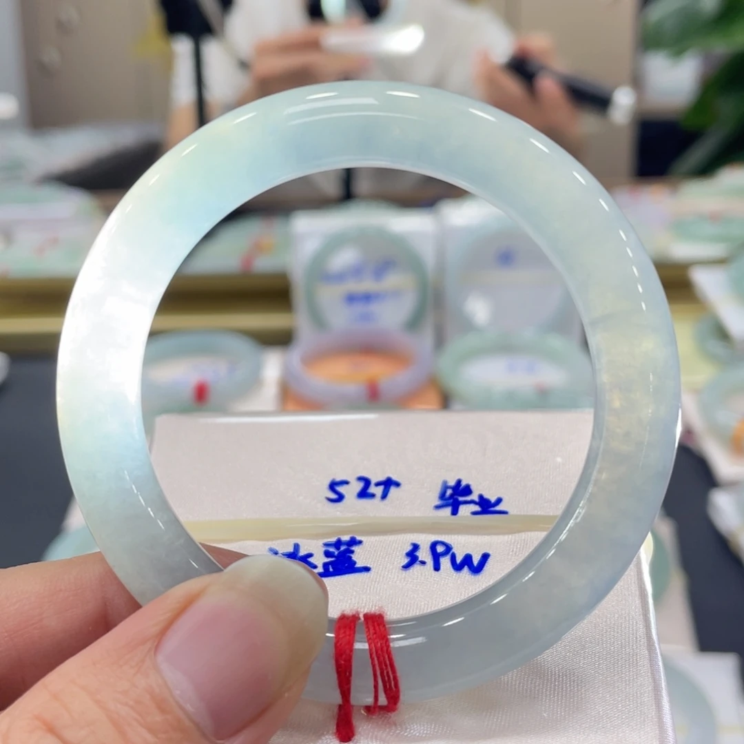 翡翠未镶嵌手镯翡翠手镯