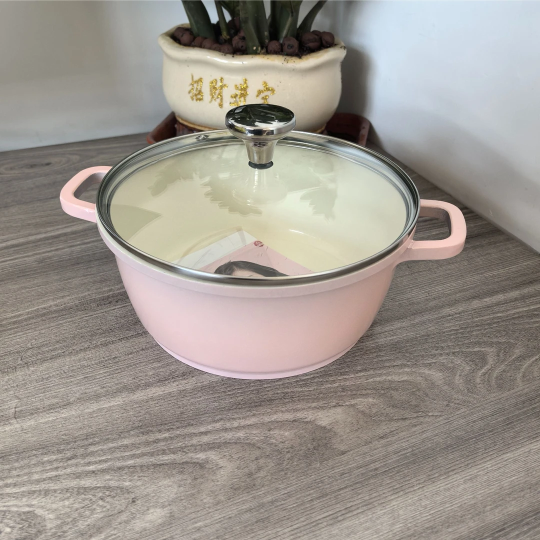 20cm粉色珐琅汤锅玻璃盖家用轻油烟焖炖煮烹饪宝宝辅食锅不挑灶具