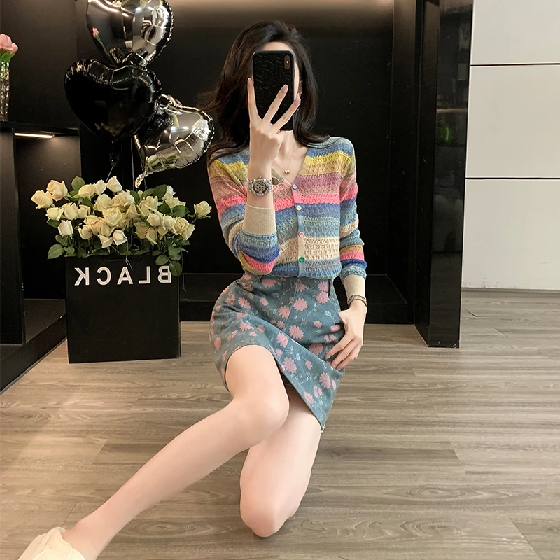 网红早秋穿搭套装洋气长袖新款针织开衫复古包臀牛仔短裙两件套女