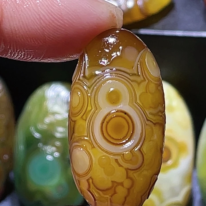 玛瑙/玉髓未镶嵌珠宝奇石