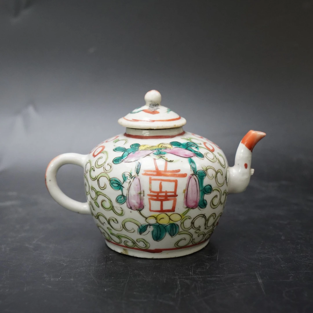 Lot.25072108民国粉彩双喜茶壶 高：约10.4cm直径：约15cm