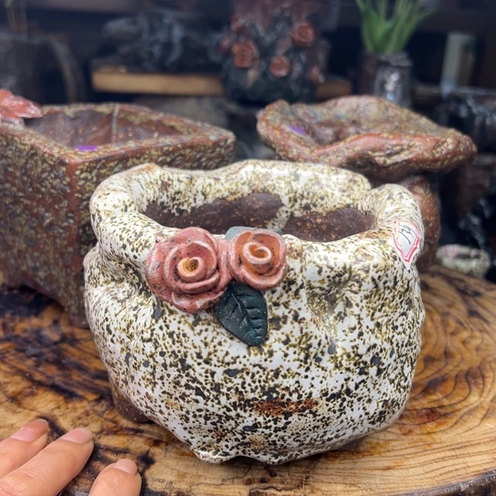 用****陶瓷制品不退不换