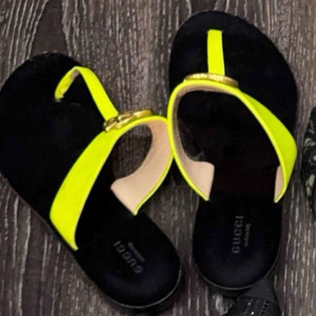 95新 Alexander McQueen/亚历山大·麦昆 古驰拖鞋不退换