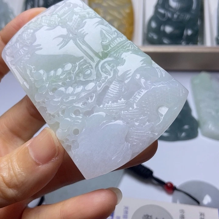 翡翠未镶嵌颈饰翡翠