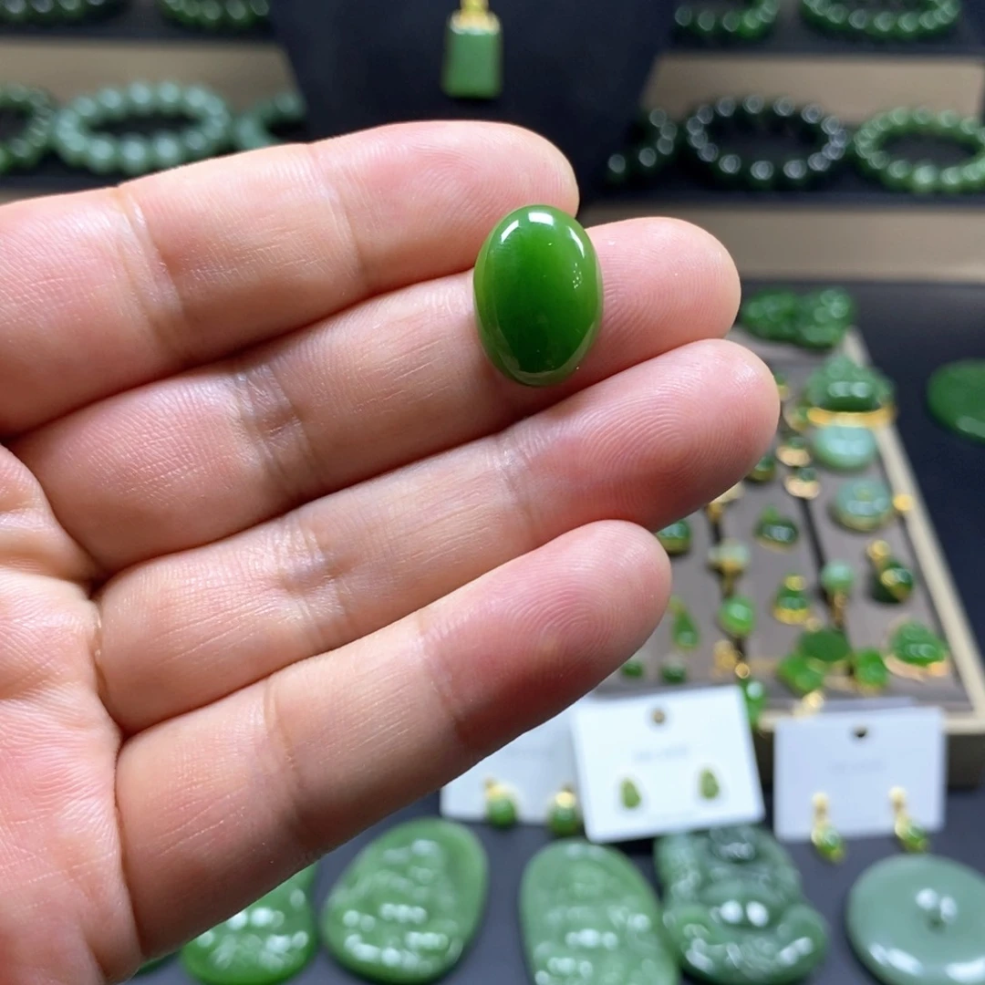 未镶嵌和田玉（碧玉）珠宝半成品