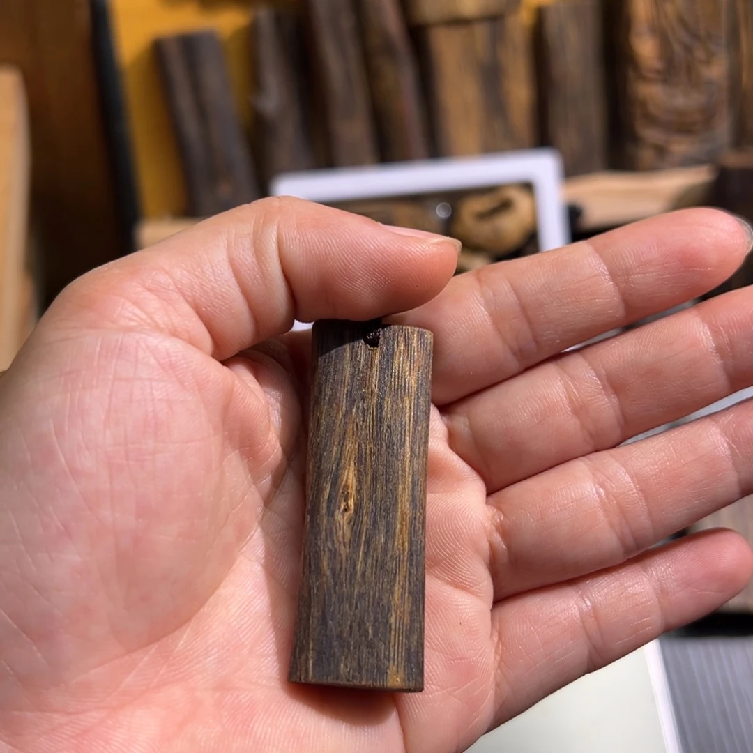 吊坠沉香绿棋楠吊坠3.8克