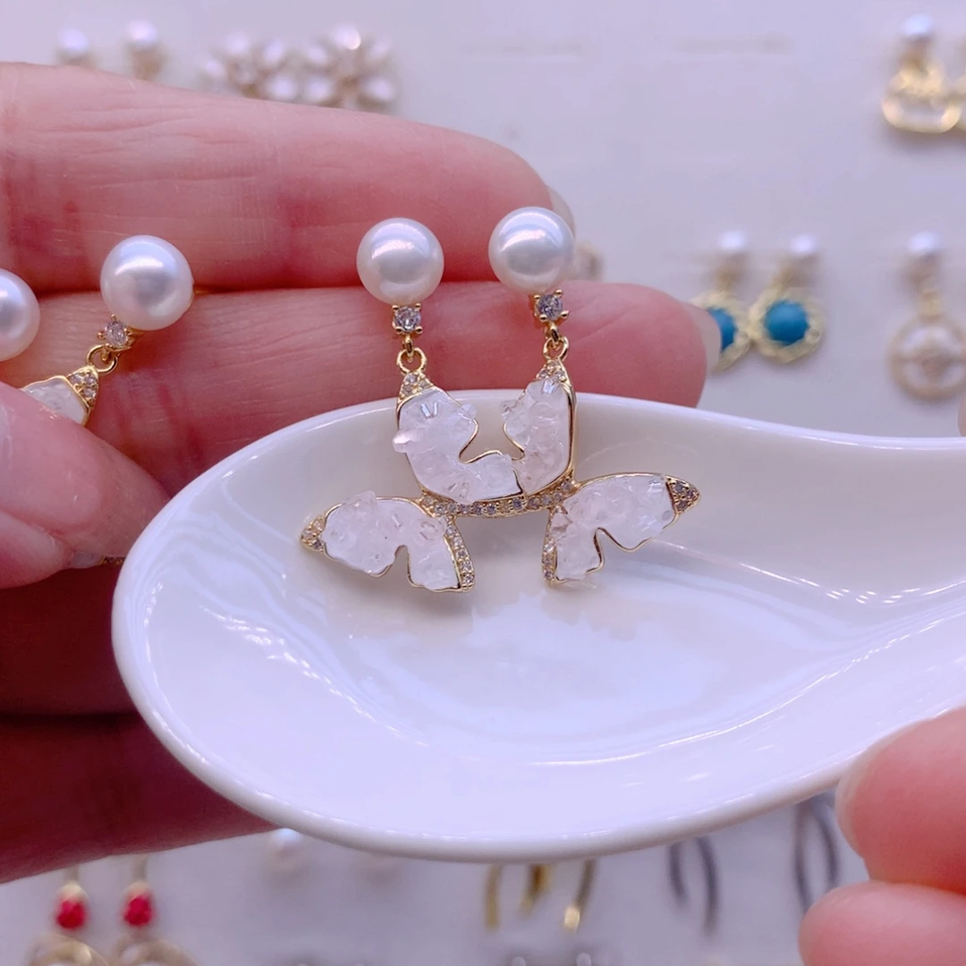 合金耳饰淡水珍珠