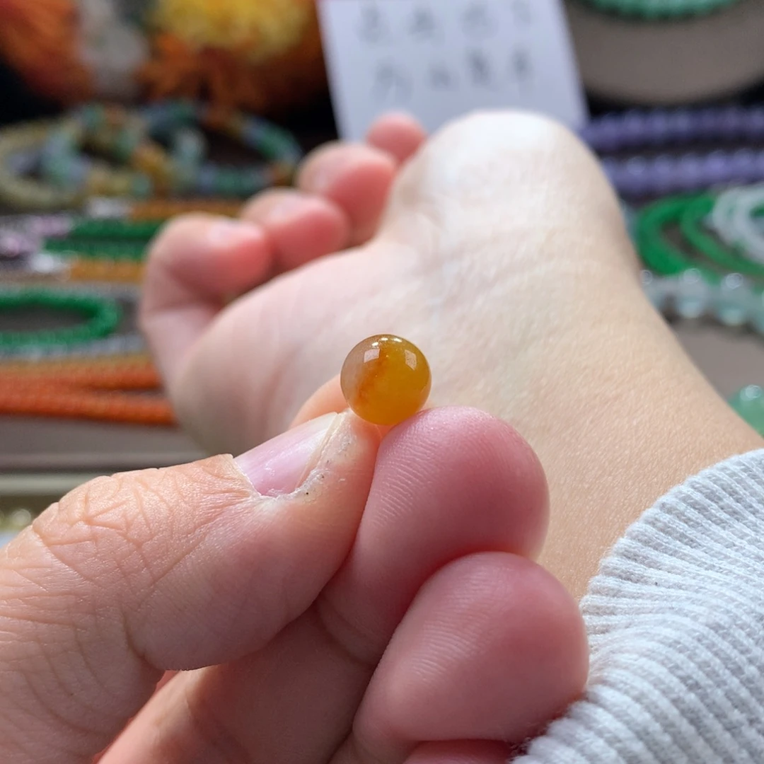 翡翠手链未镶嵌亮色系橘黄单珠8.1