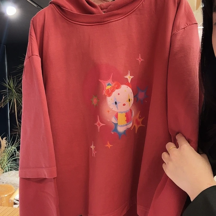 红色kitty加绒卫衣m码