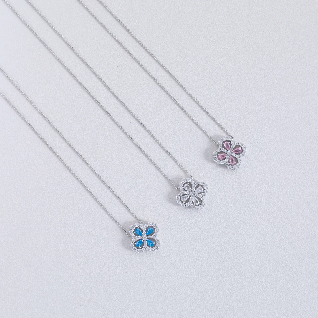 铜合金合成锆石项链 时代品牌四叶草项链女高级感小众设计M40314