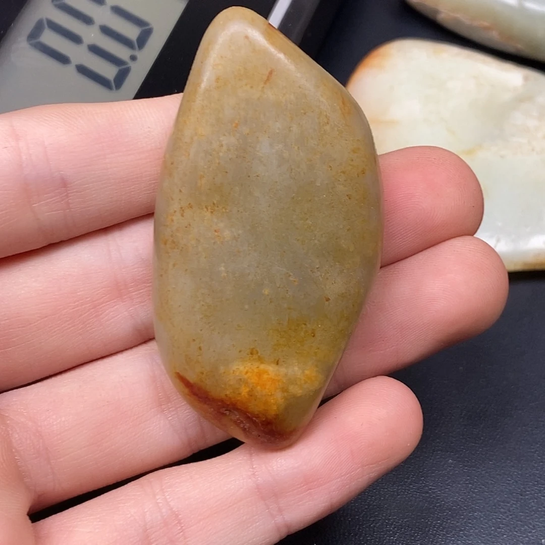 和田玉（糖玉）未镶嵌挂件