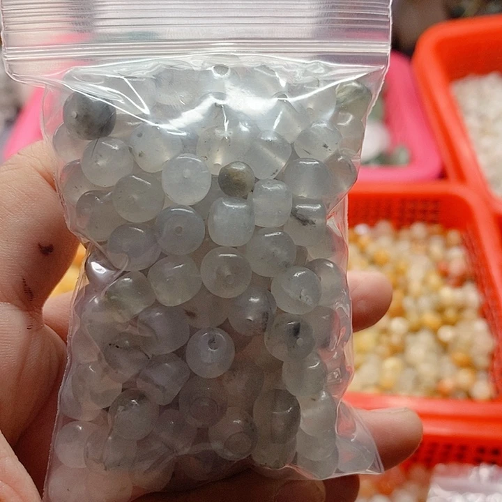 石英质玉墩墩未镶嵌