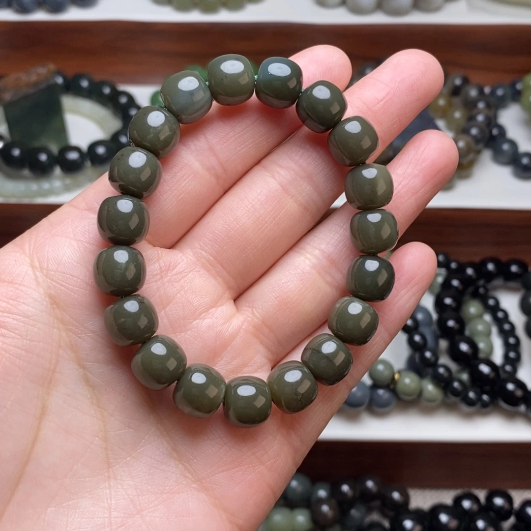 和田玉未镶嵌手串