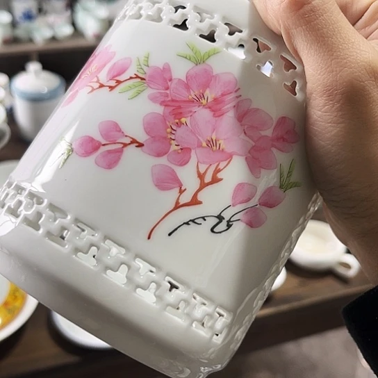 盘手绘笔筒一个陶瓷陶瓷