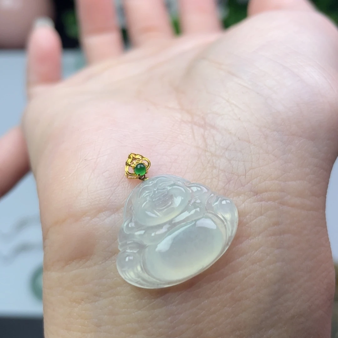 翡翠18K金镶嵌颈饰