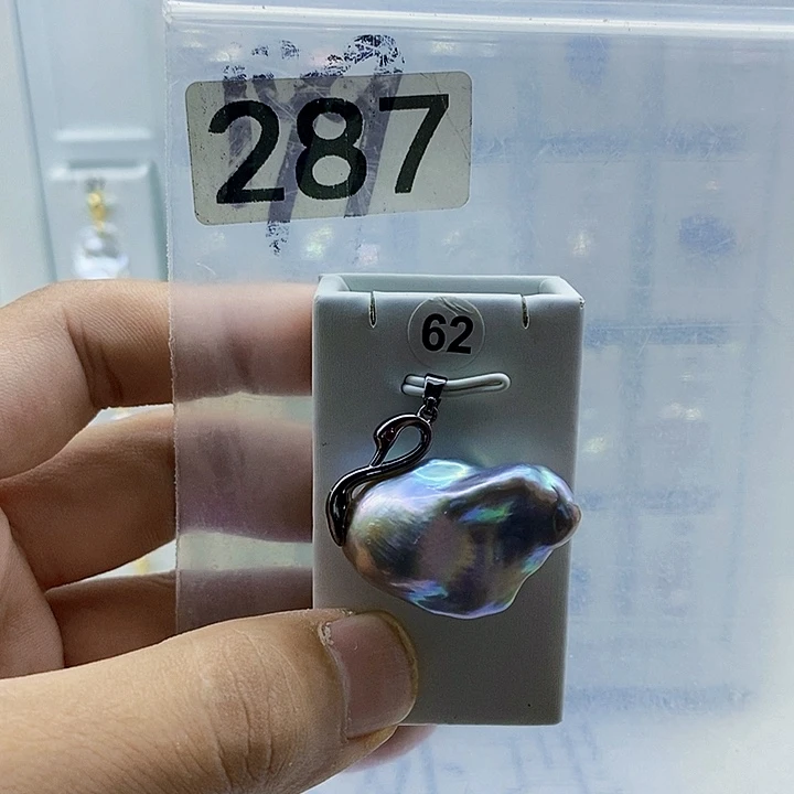 淡水珍珠颈饰合金