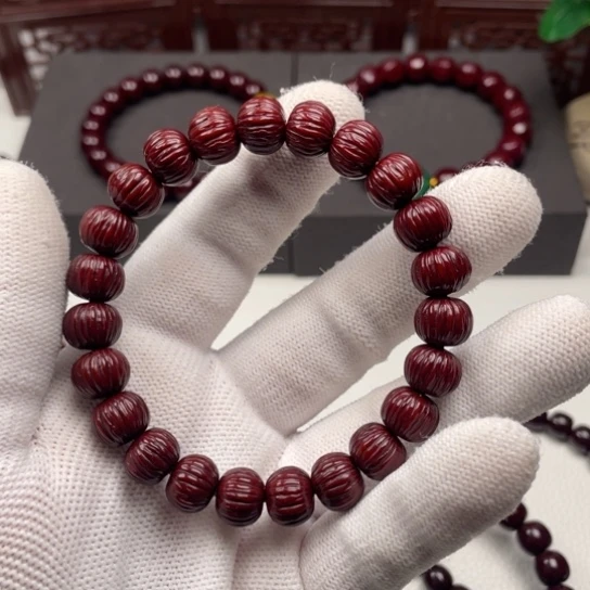 大***荐猴头的故事是一个人