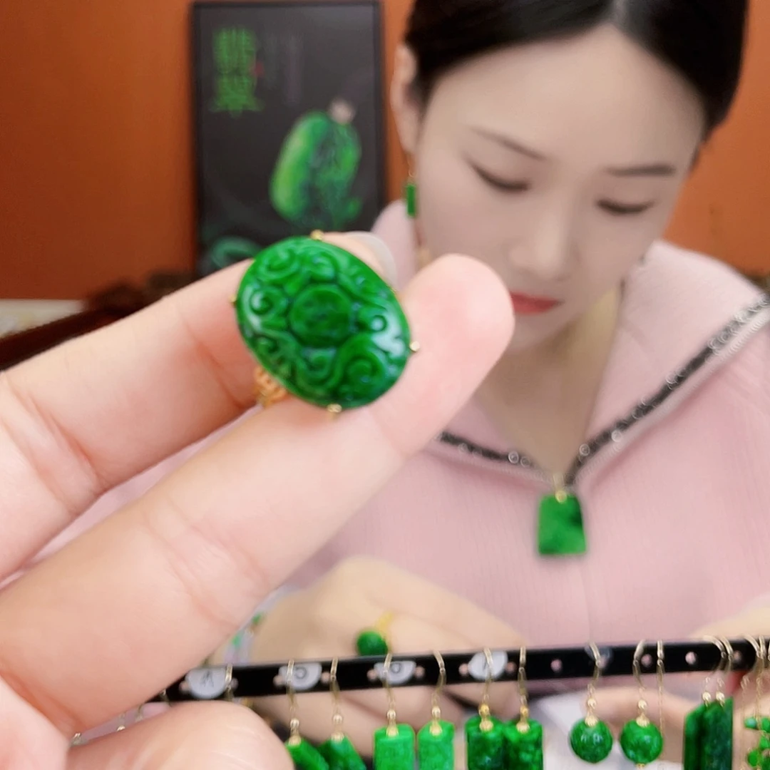 翡翠银S925镶嵌耳饰