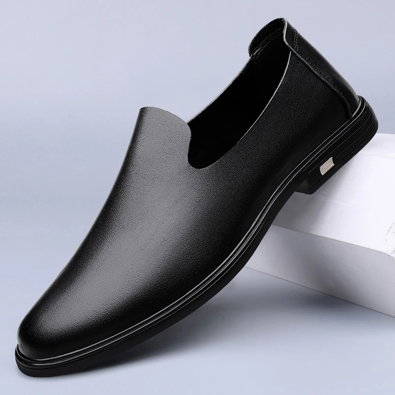 皮鞋男新款软皮软底透气休闲鞋时尚百搭一脚蹬韩版潮流轻便爸爸鞋