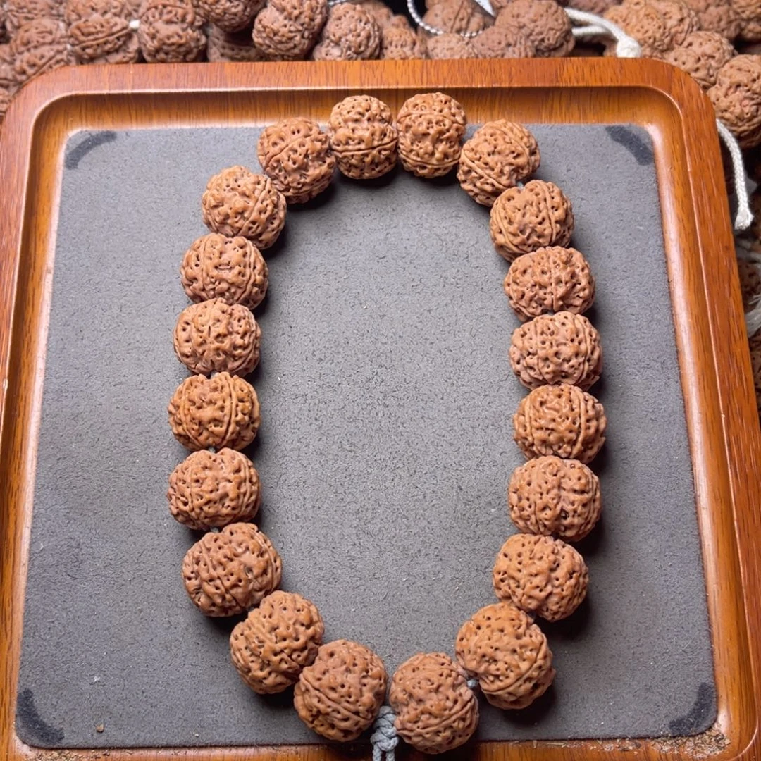 菩提籽类25号金刚菩提满肉梅花蜂窝手持21