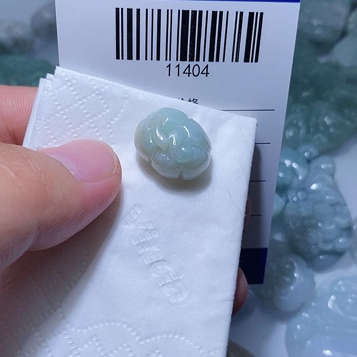 翡翠未镶嵌颈饰天光墟翡翠市场现金代购