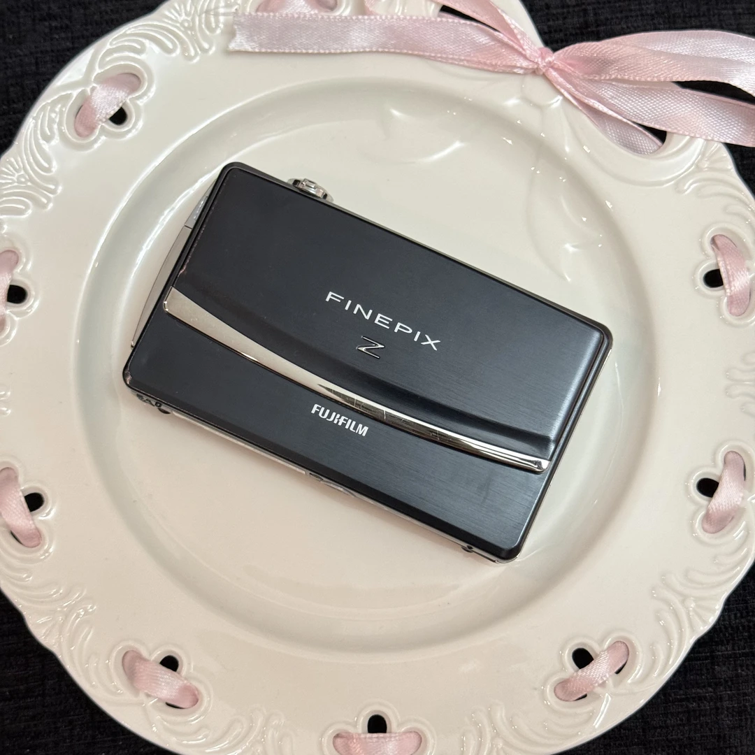 9新 Fujifilm/富士 Z91变焦5倍中文1400w像素胶片感复古ccd