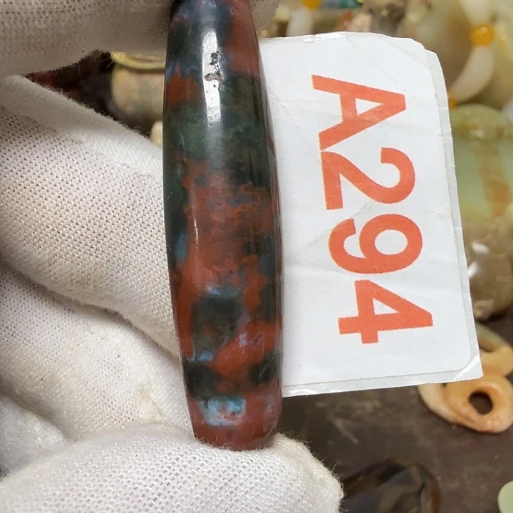 平***顺玛瑙/玉髓未镶嵌颈饰