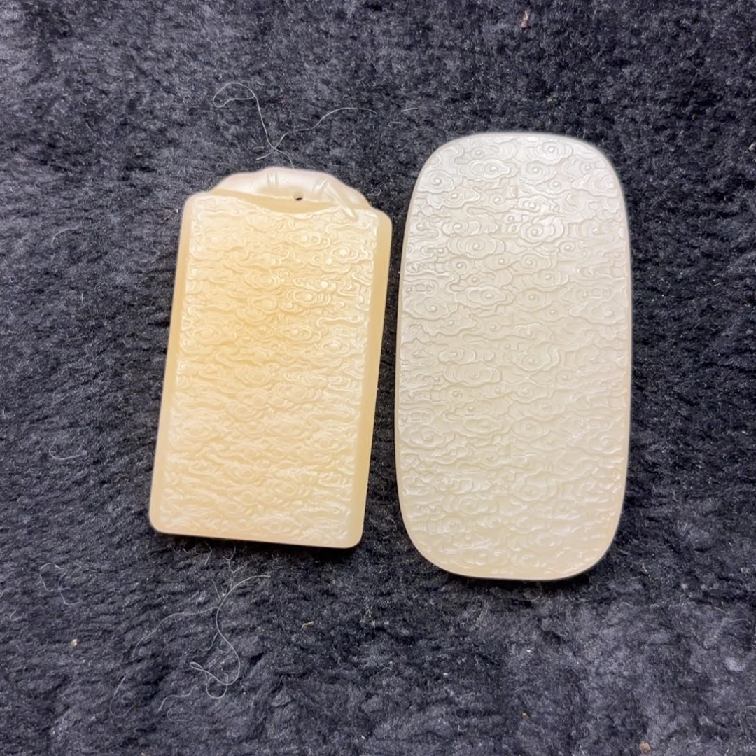 無***風石英质玉未镶嵌黄蜡石挂件