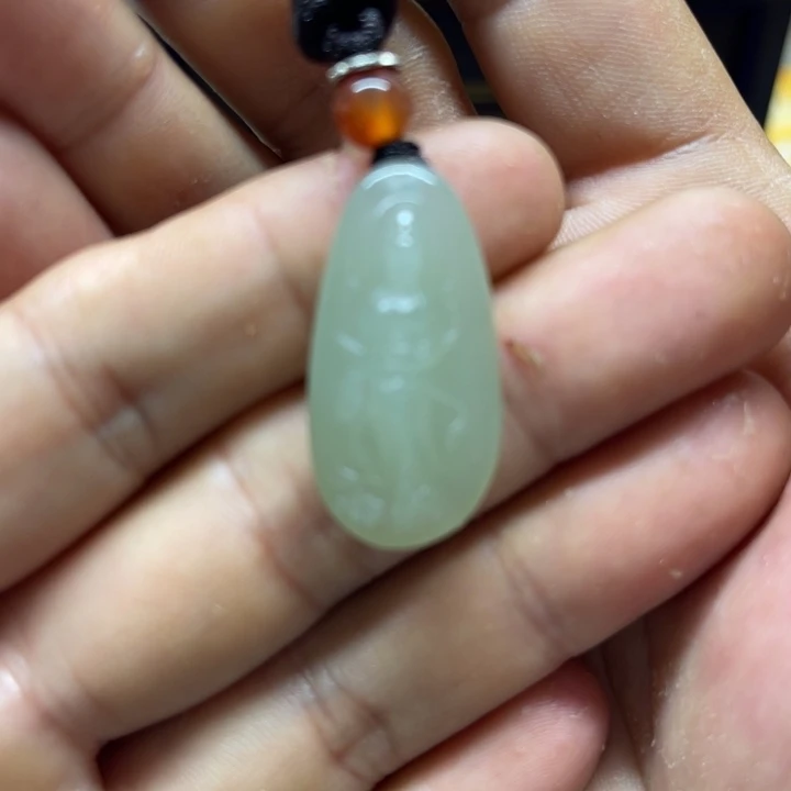 和田玉未镶嵌挂件阿**。