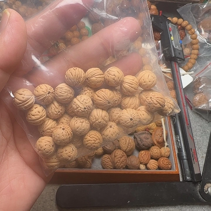 樛***木5号野生桃核盘锦肌肉纹