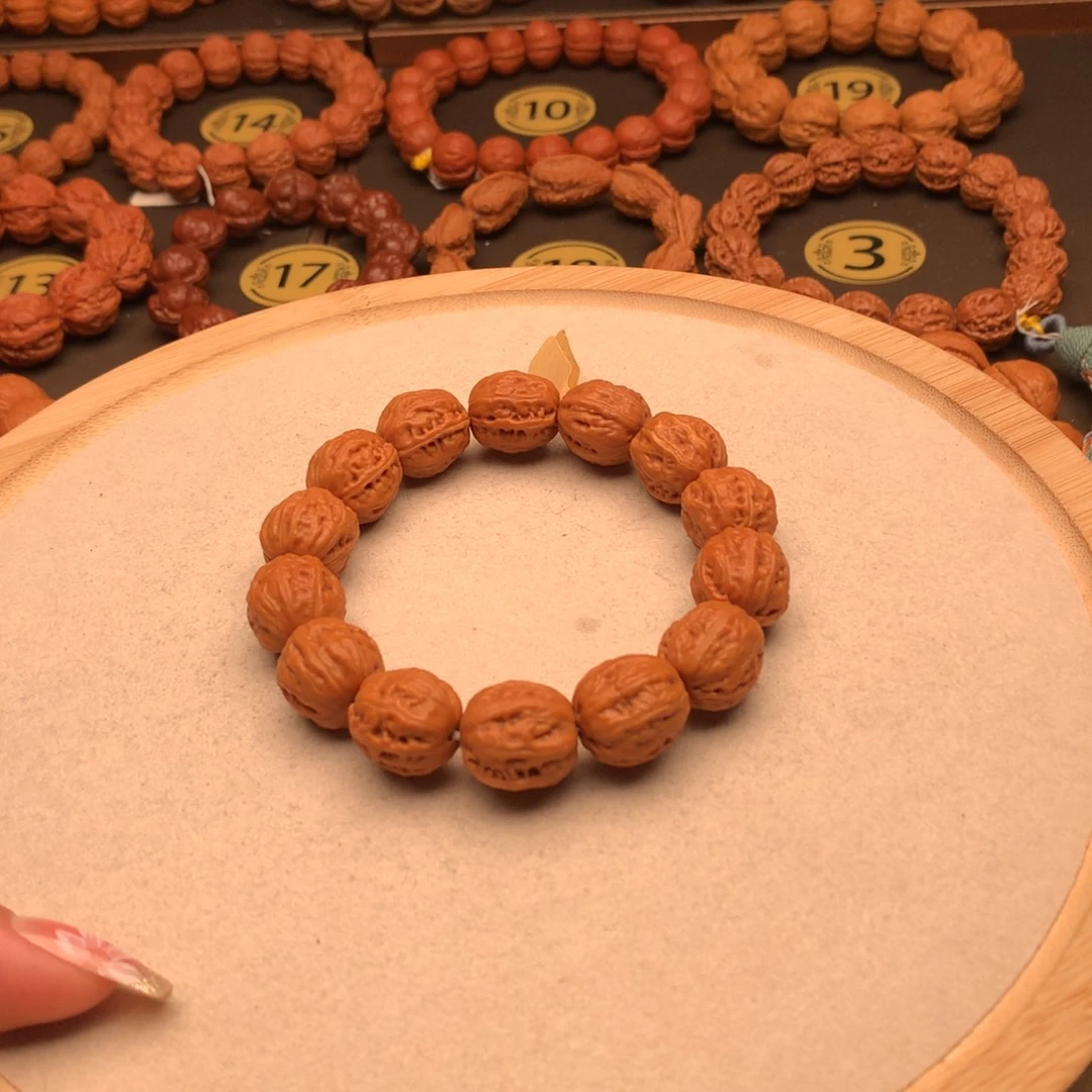 手串文玩核桃八棱