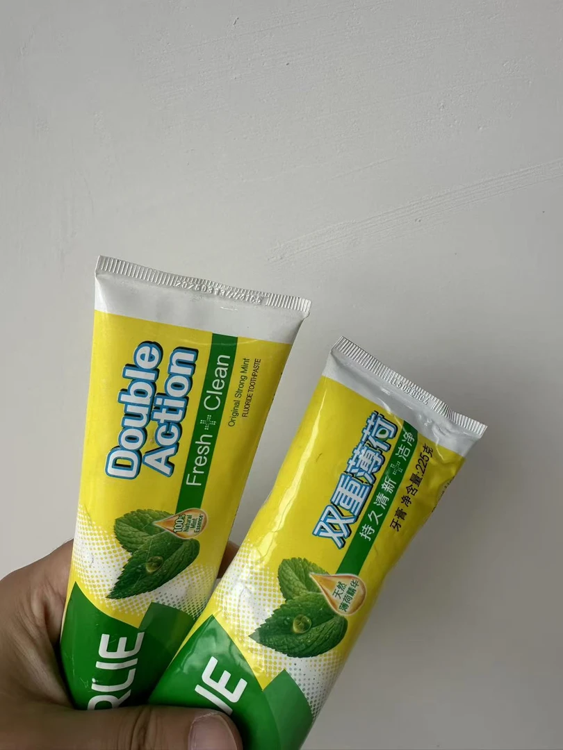 双重薄荷牙膏225g裸支/介意勿拍