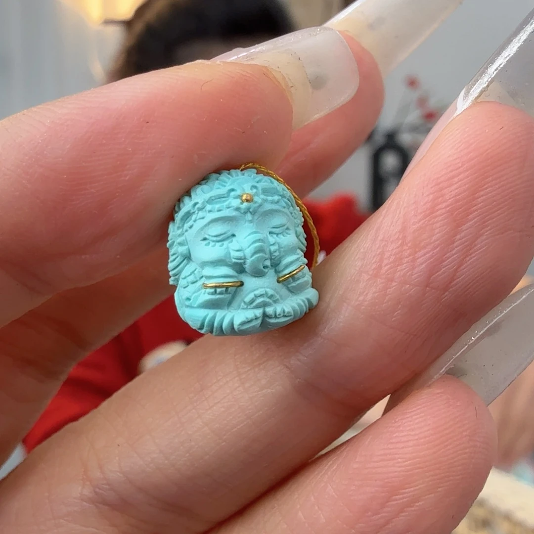 绿松石未镶嵌珠宝奇石